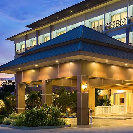 Swan Lake Hotel Sattahip Exterior foto