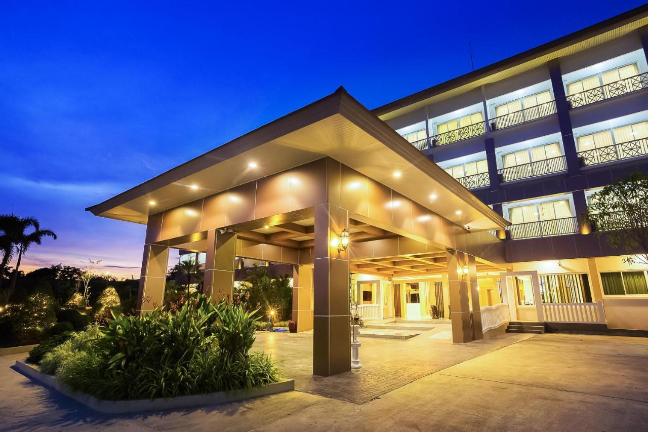Swan Lake Hotel Sattahip Exterior foto