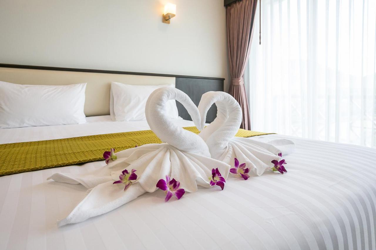Swan Lake Hotel Sattahip Exterior foto